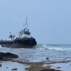 Rescue and Evacuation of Stranded Ship Crew Following Extreme Weather Conditions Rescue and Evacuation of Stranded Ship at Ujung Kulon Waters